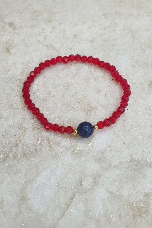 Red Thread Bracelet - Lapiz Lazuli